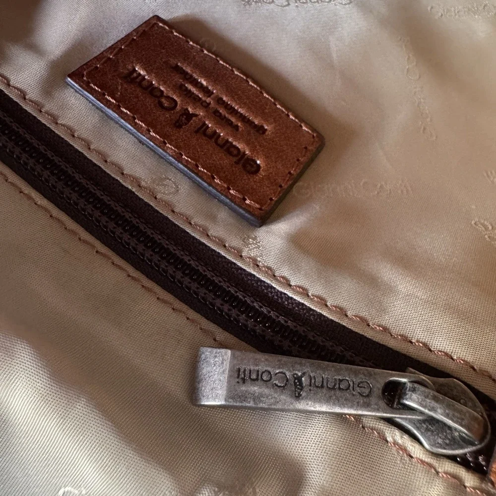 Gianni Conti Leather Crossbody Saddle Bag Made in Italy